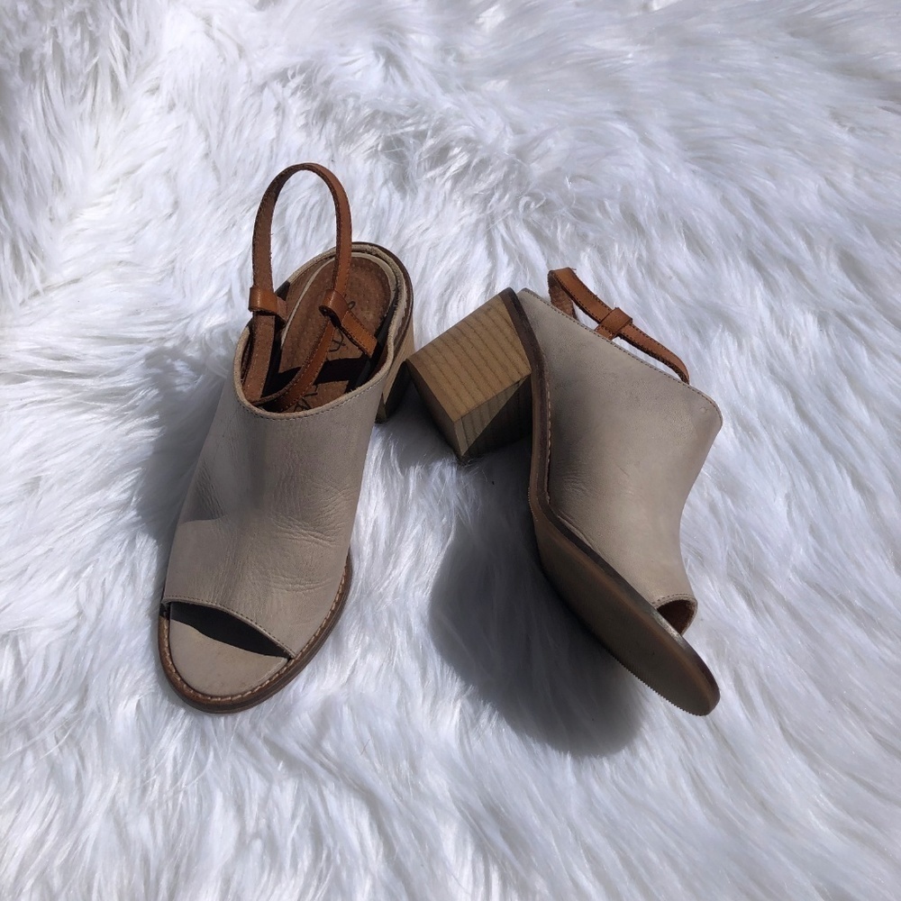SixtySeven Peep Toe Booties Size 36 - Picture 2 of 8